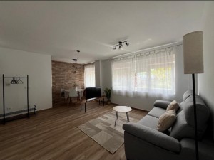 Piso amplio con Parking Piso amplio con Parking